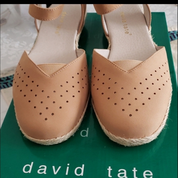 David Tate Canyon Sandals, Size 9WW. - Picture 4 of 9